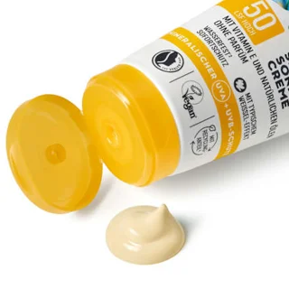 کرم ضد آفتاب حساس آلوردِه SPF 50
